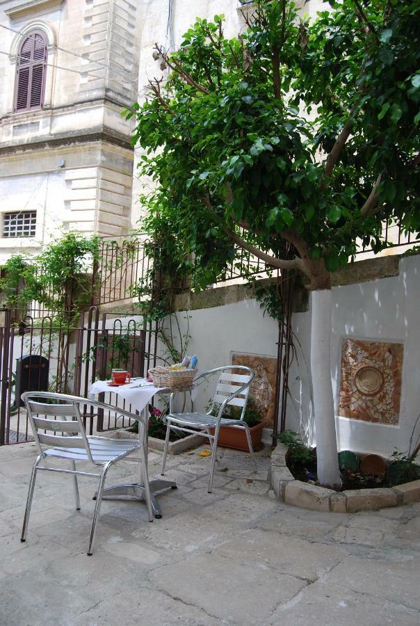 Art Transparent B&B Гроталие Екстериор снимка